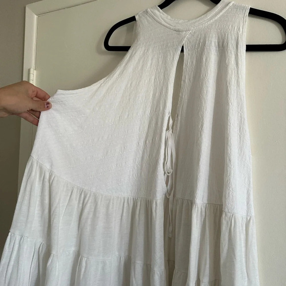 Free People Sleeveless Tunic Tiered Top With Open Back White Size S Oversized - Picture 8 of 13